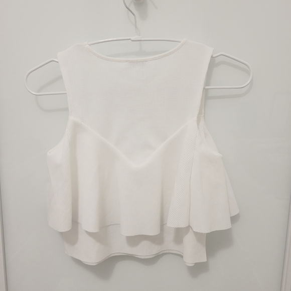ZARA frilly top (xs) - never  worn - Picture 4 of 5